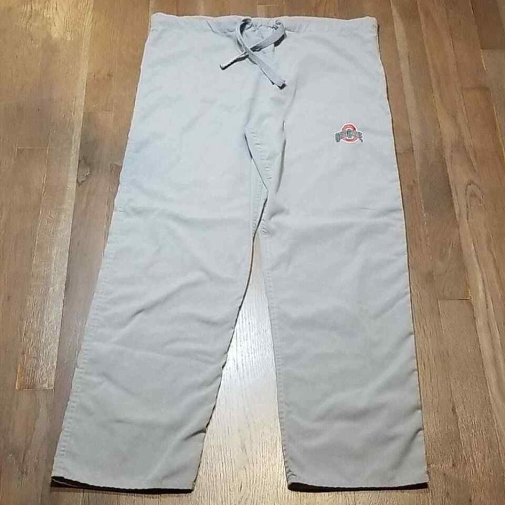 OHIO STATE BUCKEYES SCRUBS BY GELSCRUBS size MEDIUM